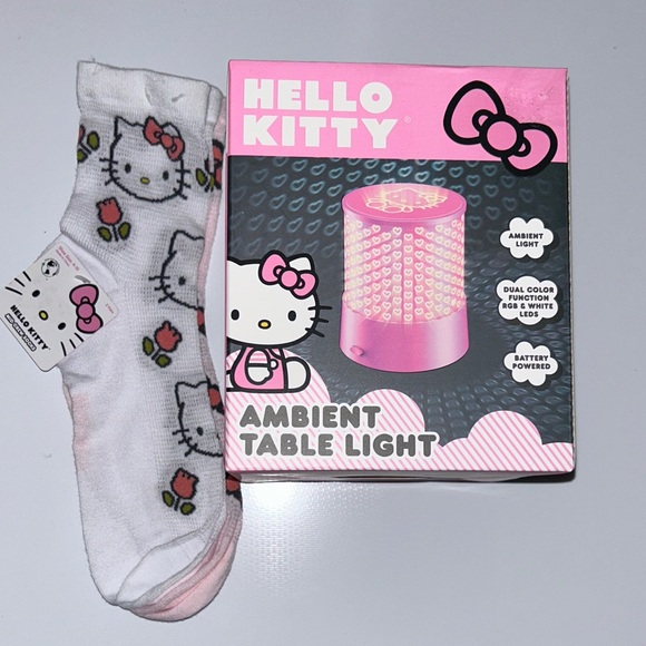 Hello Kitty Ambient Table Light and Socks Set - Picture 1 of 9